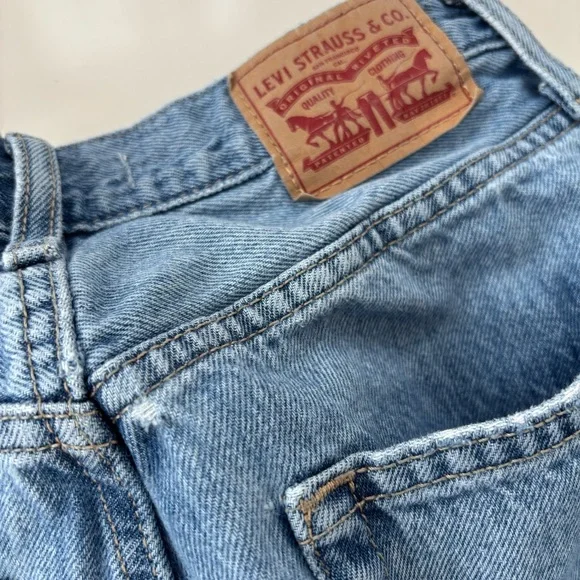 Levi's Women's '94 Baggy Jeans Straight Leg Mid Rise 90s Distressed Size 28 - Picture 9 of 12